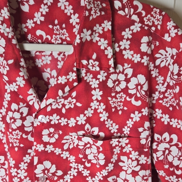 Source Unknown Red and White Casual Button Down Shirt - Picture 5 of 9